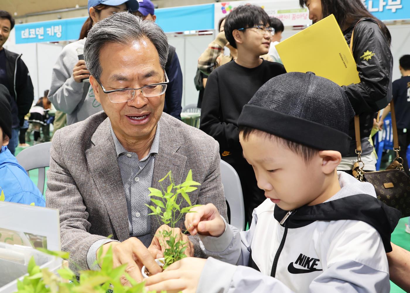 1-3 사진(아이낳기 좋은 영양군).jpg